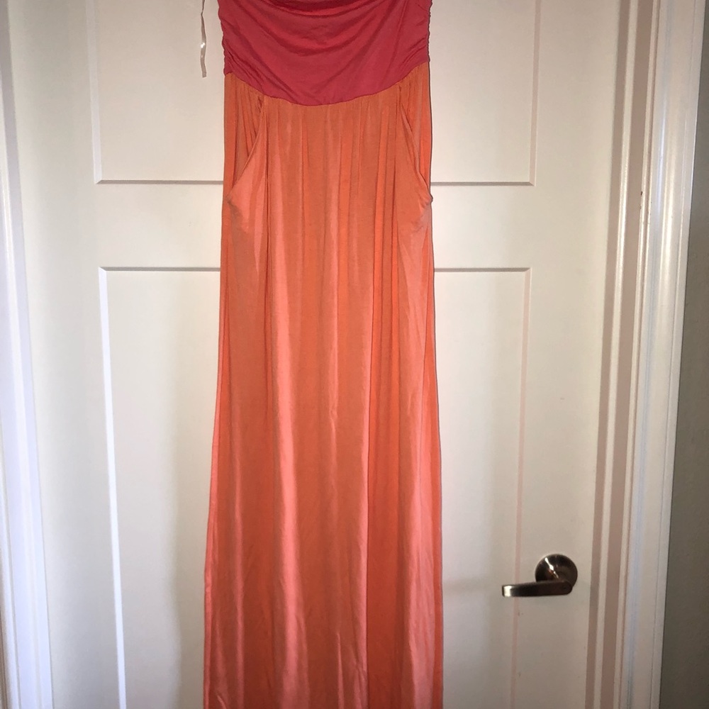 Strapless Maxi! - Picture 2 of 2